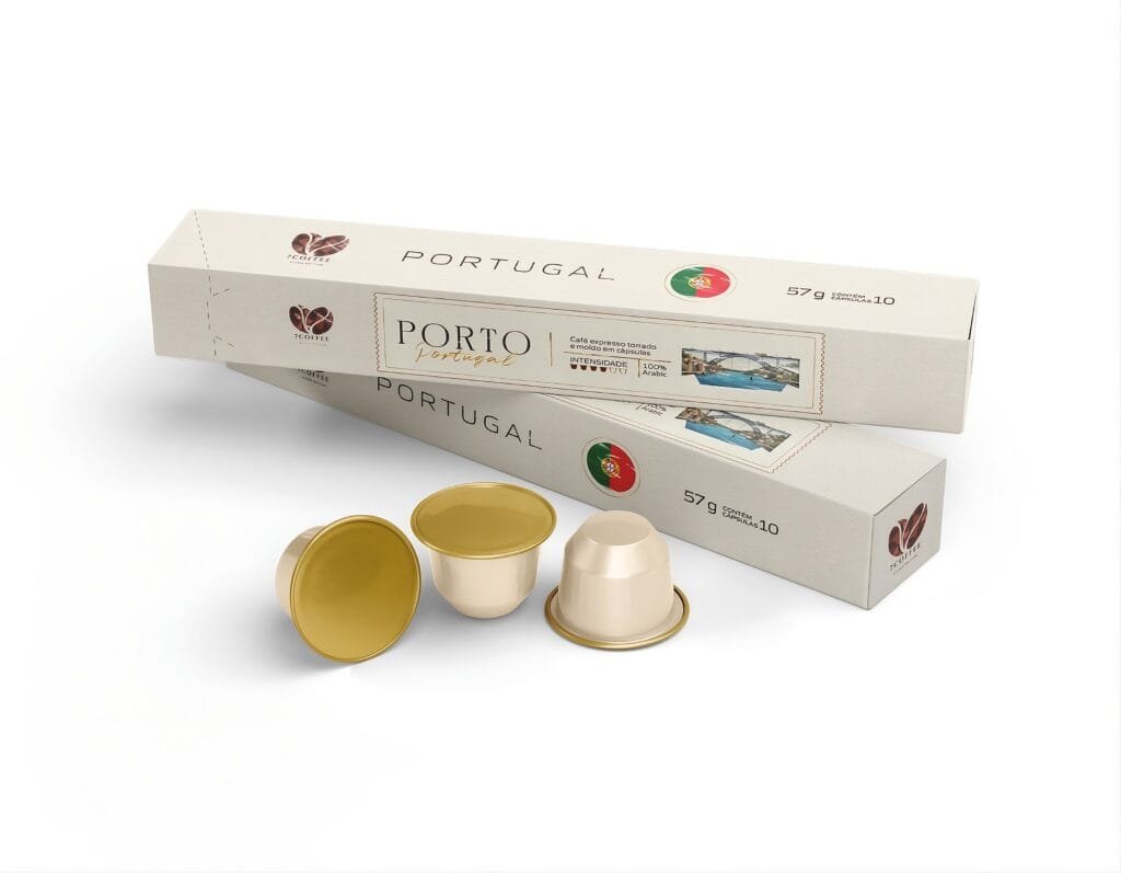 Cápsulas de café Porto compatíveis com Nespresso Embalagem das cápsulas de café Porto SEVEN COFFEE Café servido com cápsulas de café Porto Cápsulas Compatíveis com Nespresso Cápsulas de café compatíveis com Nespresso